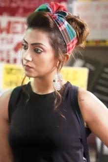 Anindita Bose como: Sheela Bose
