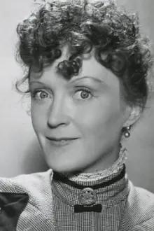 Gerda Madsen como: Helena