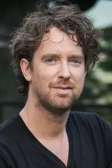 Niels van der Laan como: Hoofdpiet