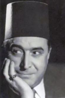 Soliman Naguib como: 