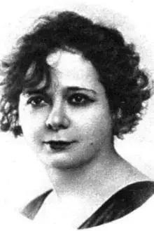 Amalia Sánchez Ariño como: Mercedes