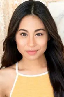 Paulina Nguyen como: Bianca
