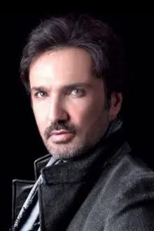 Mohammad Reza Foroutan como: Nazim Khosrov