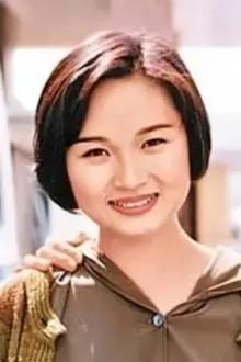 Perrie Lai Hoi-San como: Pretty