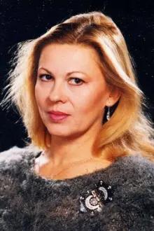 Klára Sebők como: Iuliana Varga