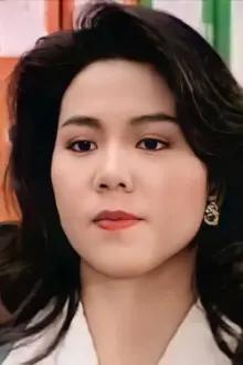Eugina Lau Mei-Guen como: 魏小思