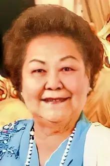 Lai Meng como: Mother Loong