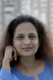 Geetanjali Kulkarni como: Sadhana Karkhanis