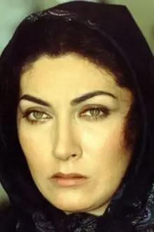 Farimah Farjami como: Mah Monir / The young mother