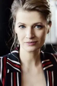 Katja Wagner como: Sophie
