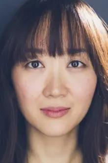 Sue Jean Kim como: Soo Mi