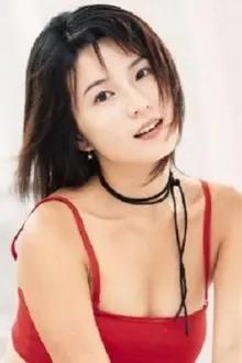 Natalie Ng Man-Yan como: Macy S. Hui