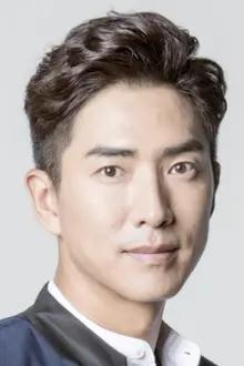 Ko Se-won como: Kang Tae-In