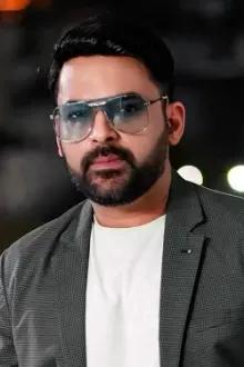 Kapil Sharma como: Host