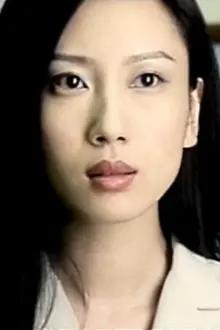 Iris Chai como: Fion
