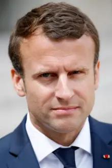 Emmanuel Macron como: Ele mesmo