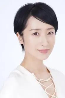 Emi Kurara como: Yukimi Igarashi
