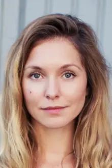 Stephanie Krogmann como: Micki Schmidt-Bergen