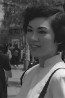 Mitsue Tachibana como: Aiko Okamoto, Younger sister