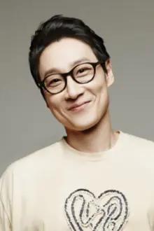 Lee Hwi-jae como: Ele mesmo