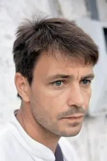 Kirill Grebenshchikov como: Васецкий