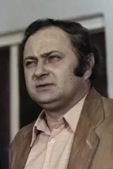 Ryszard Dembiński como: Nepomucen Wodniczak