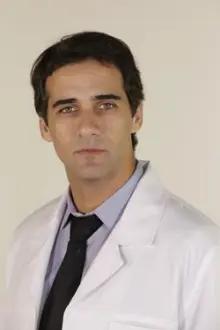 Rafael Sardão como: Miguel Gonçalves