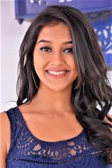 Pooja Jhaveri como: Diya