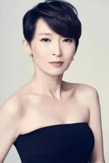 Catherine Chau como: Office Lady (segment "Dialect")