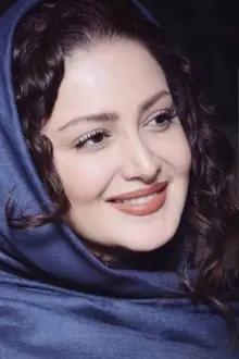 Shila Khodadad como: Mahboobeh Ehtiaj