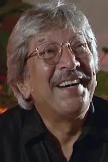 Talat Hussain como: Ijaz Durrani