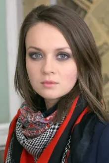 Olga Oleksiy como: Alena