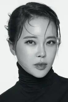 Baek Ji-young como: 