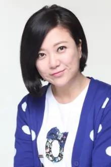Kim Sook como: Host