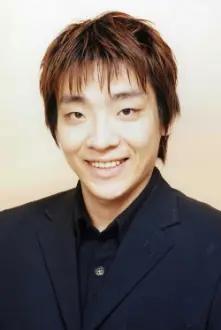 Hiroshi Shirokuma como: Omune Kuma (voice)