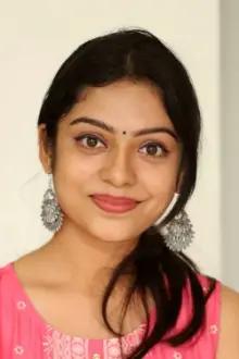 Varsha Bollamma como: Sreya Rao