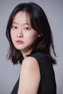 Park Ye-yeong como: Han Ji-won