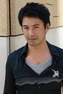 Takashi Yuki como: Yosuke Kurata
