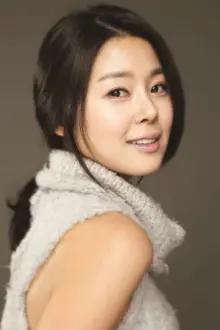 Min Ji-a como: Na-yeon
