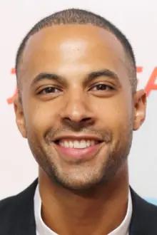 Marvin Humes como: Self - Host