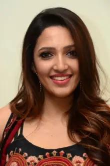 Neha Shetty como: Radhika