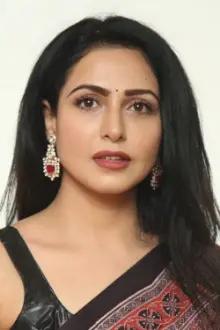 Nandini Rai como: Vaishali