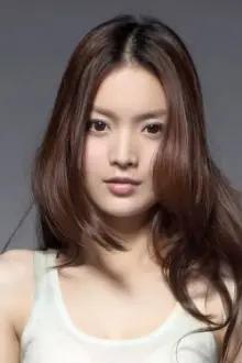Anna Kay como: Luo Xiaowan