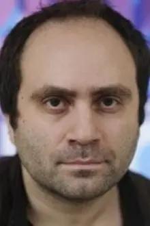 Pavel Mirzoev como: episode