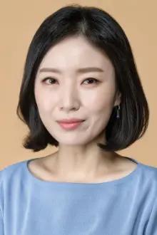 Park Seong-yeon como: Seo Hye-sun