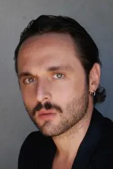 Flavio Furno como: Angelo Cereda