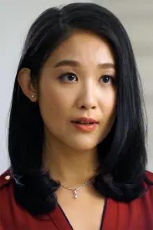 Isabel Chan Yat-Ning como: Young Flavia