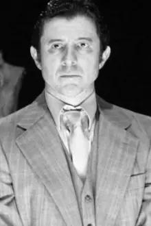 Enrique Dumont como: Emilio