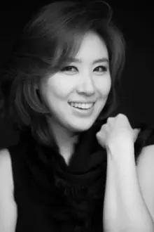 Kim Sung-kyung como: Ji-won