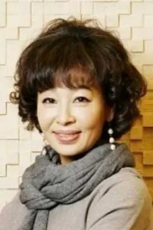 Lee Mi-young como: Woo-Cheol's mother